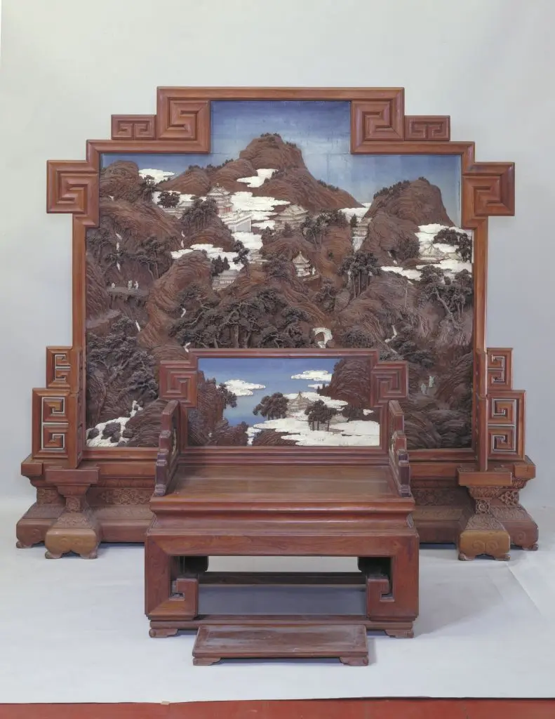 黄花梨木嵌染牙木雕山水图宝座 | 故宫家具类藏品