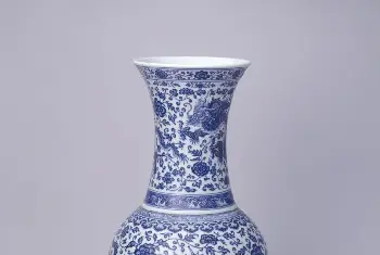 青花龙穿花纹撇口尊 - 故宫陶瓷器藏品