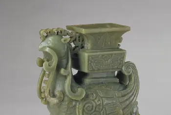 青玉天鸡尊 - 故宫玉石器藏品