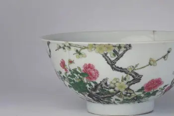 珐琅彩梅花牡丹纹碗 - 故宫陶瓷器藏品