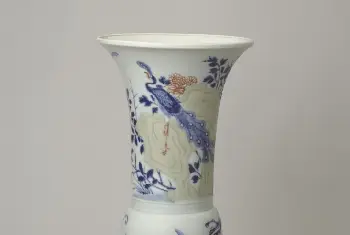 釉里三色花鸟纹花觚 - 故宫陶瓷器藏品