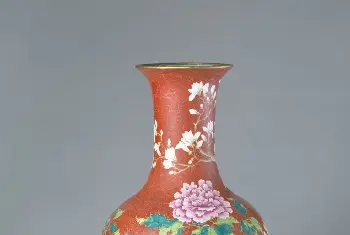 画珐琅花鸟纹瓶 - 故宫珐琅器藏品