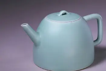 粉青釉茶壶 - 故宫陶瓷器藏品