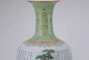 绿地粉彩花卉纹诗句大瓶 - 故宫陶瓷器藏品