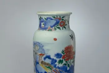 青花五彩锦鸡牡丹纹尊 - 故宫陶瓷器藏品