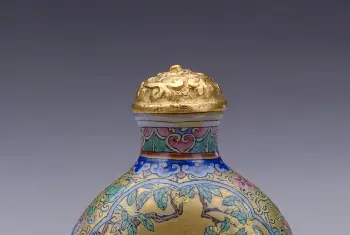 玻璃胎画珐琅芙蓉花鼻烟壶 - 故宫生活器具类藏品